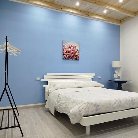 דירות טרפאני Il Cortile Fiorito מראה חיצוני תמונה