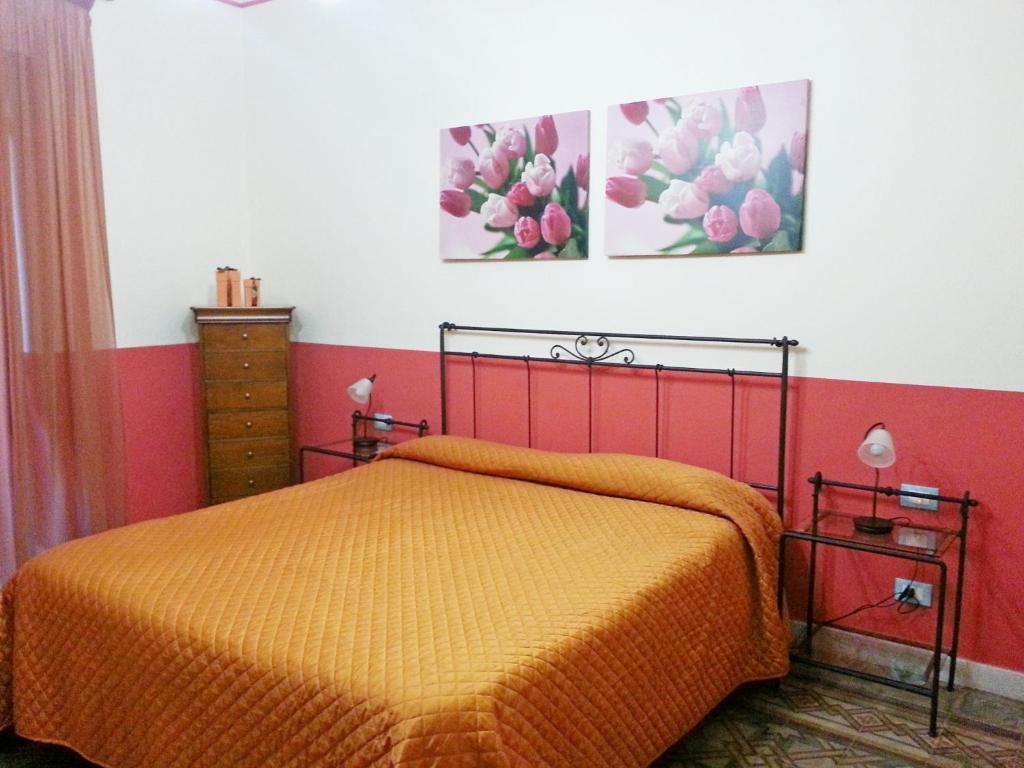 דירות טרפאני Il Cortile Fiorito מראה חיצוני תמונה